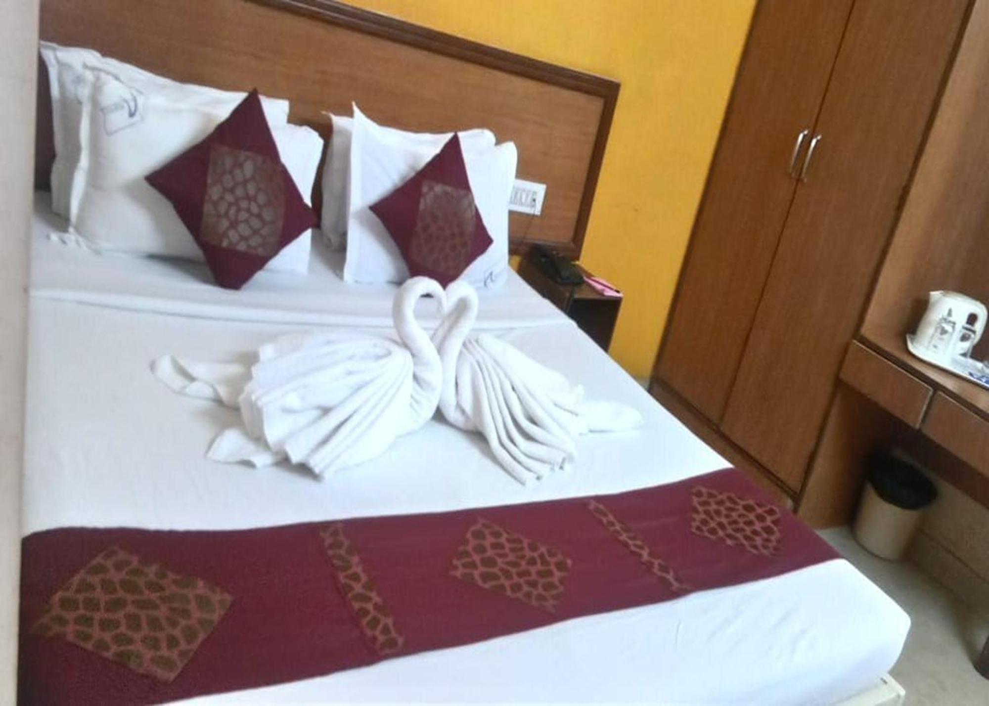 Hotel Akshara Regency, Yeshwanthpur Bangalore Exterior foto
